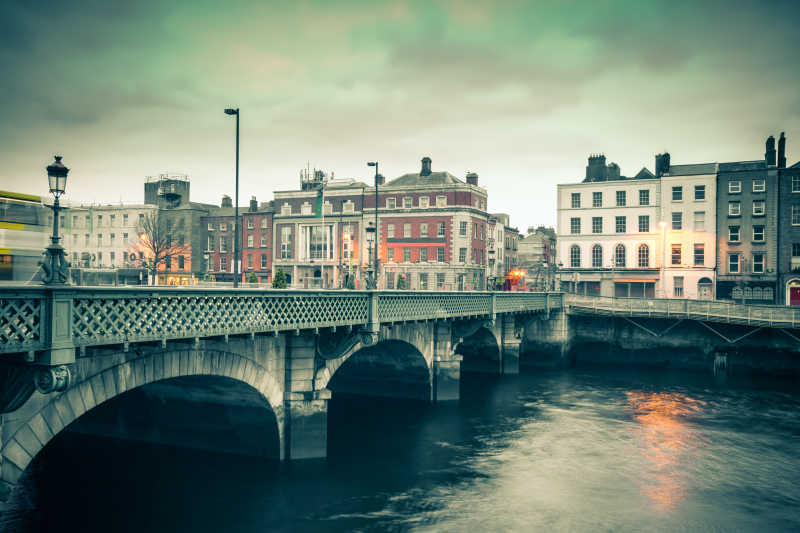 爱尔兰都柏林的该桥