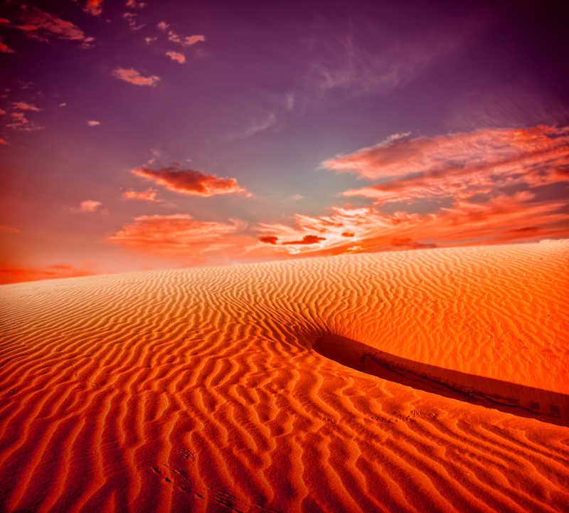 撒哈拉沙漠的日落风景