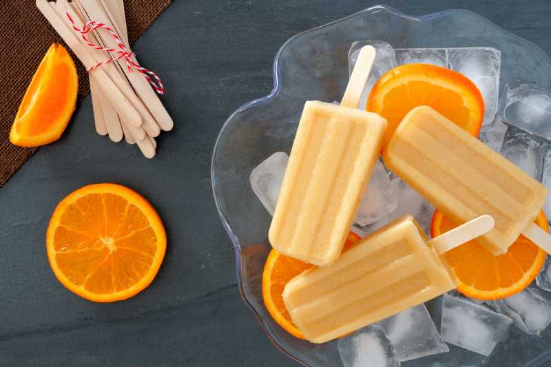 冷冻橙汁酸奶冰棍
