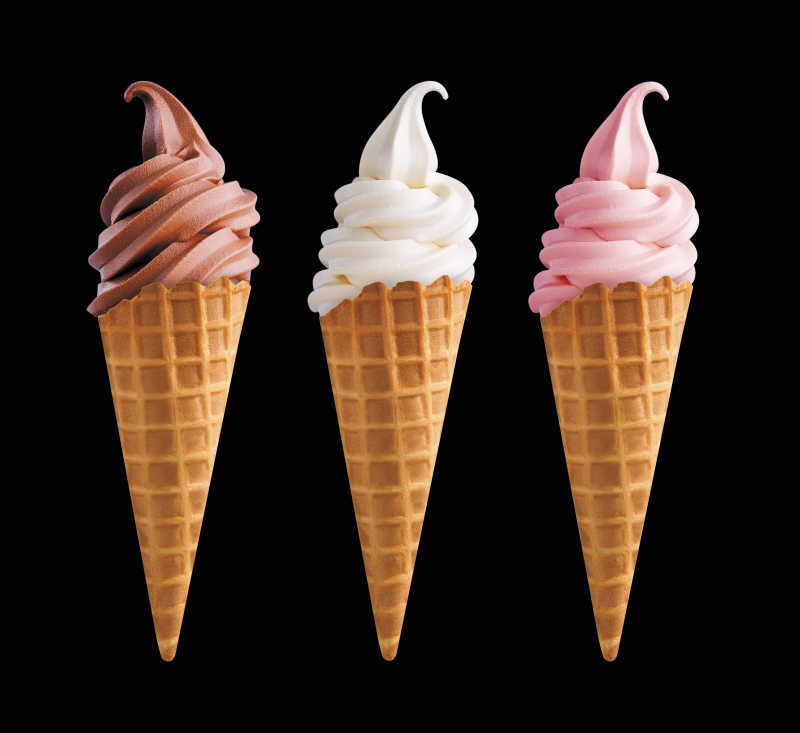 三款不同的冰淇淋