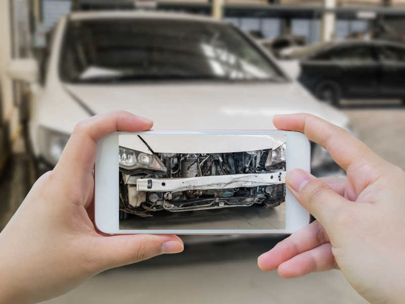 智能手机拍摄车祸