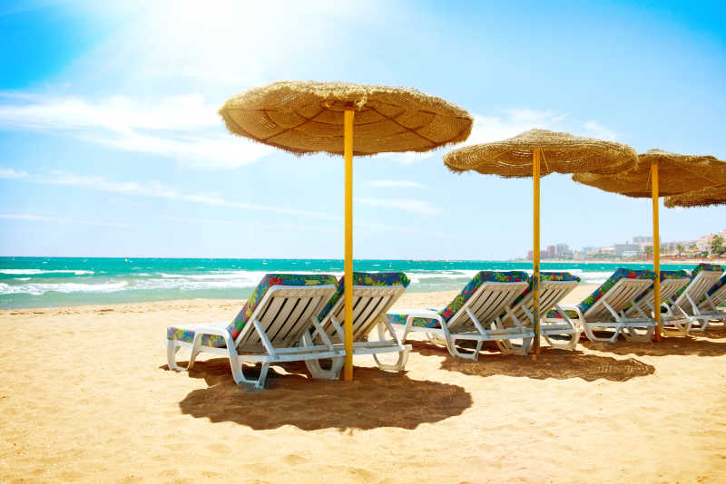 西班牙热带海滩度假概念