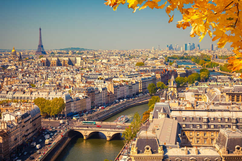 秋叶下的巴黎鸟瞰图15167627004