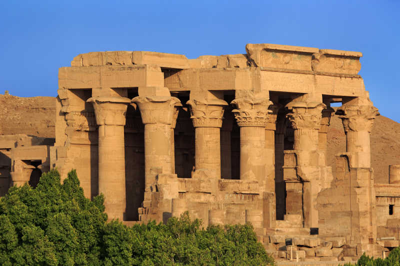 埃及索贝克寺庙的大柱子