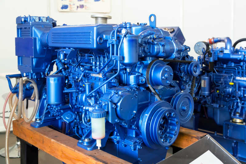 现代柴油机在海洋工业中的应用