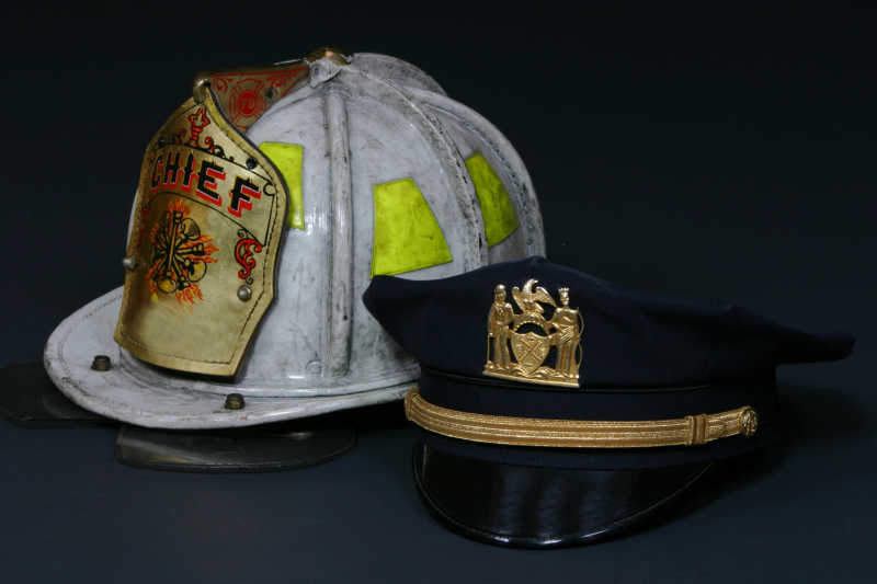 消防安全帽和警察帽