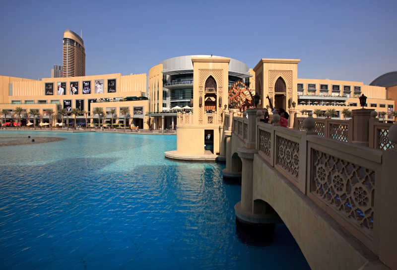迪拜购物中心和湖迪拜塔