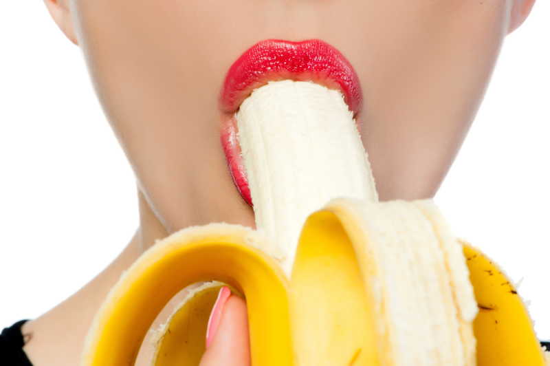 美女吃香蕉