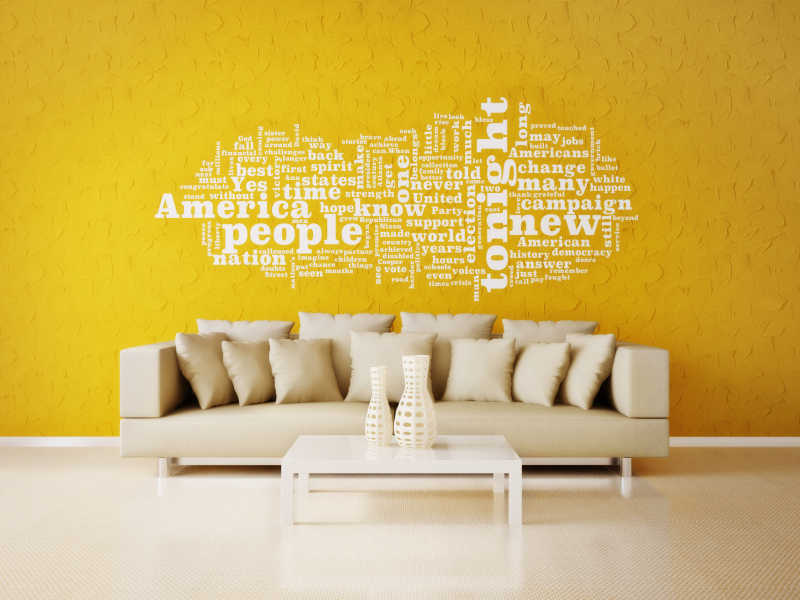 现代黄色墙面和米色沙发