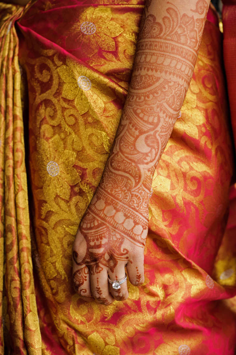 印度海娜纹身的Mehndi婚礼形象