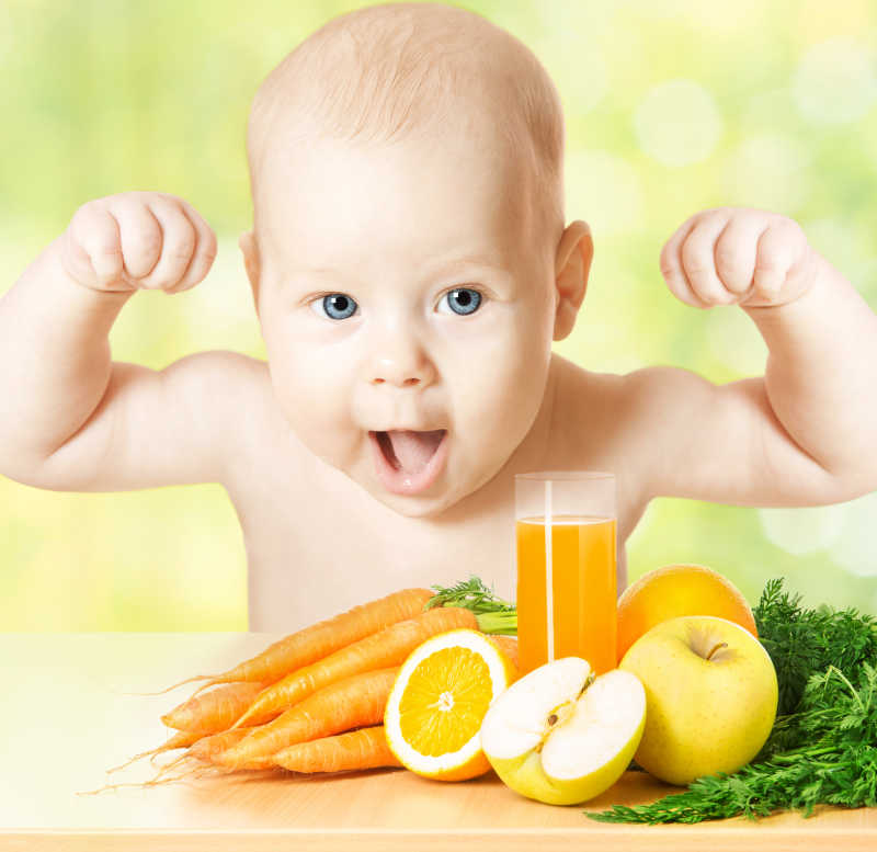 吃水果蔬菜身体健康的孩子