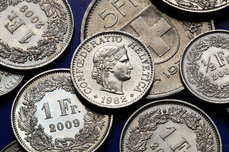 瑞士钱币在瑞士的10分硬币描绘Libertas的头