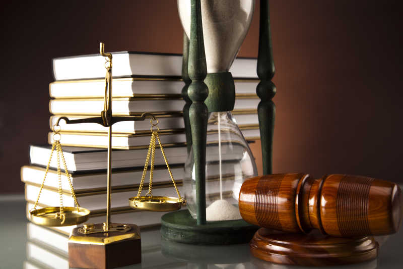 法律法典和司法尺度