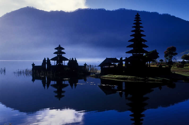 印度尼西亚巴厘湖心岛