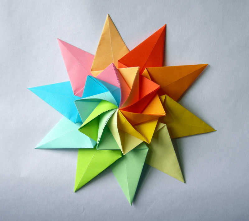 七彩美丽多角折纸