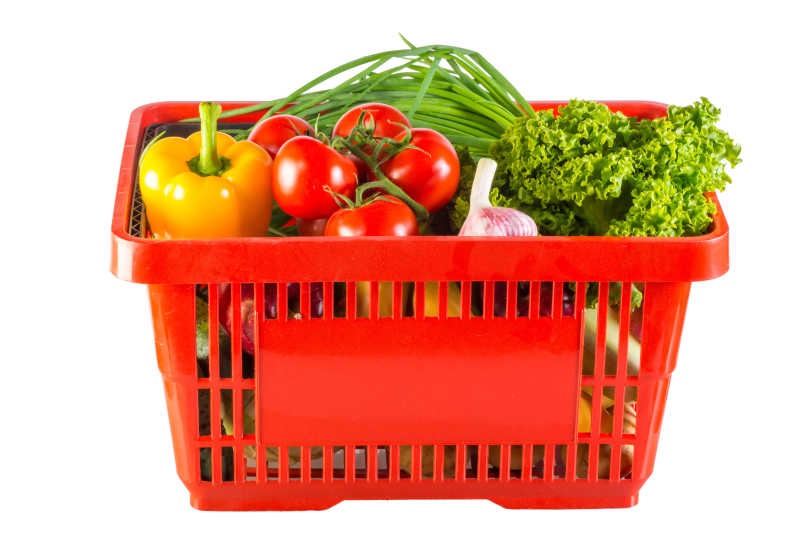 塑料购物篮里的蔬菜