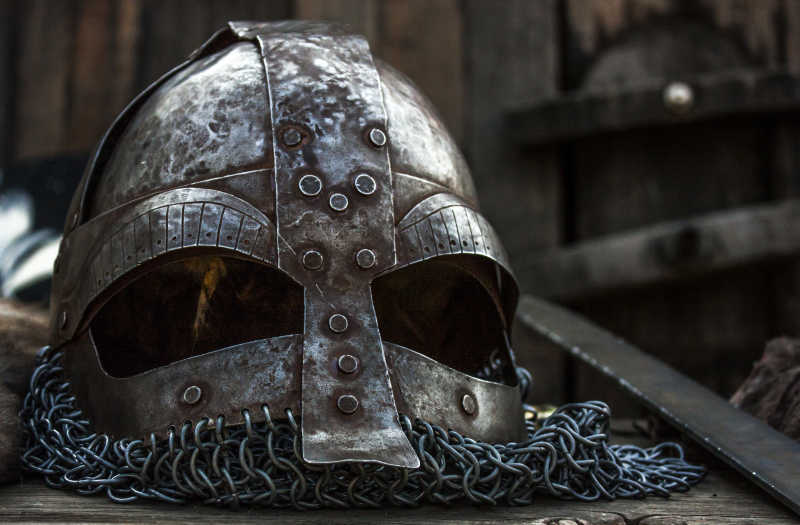 中世纪战士头盔