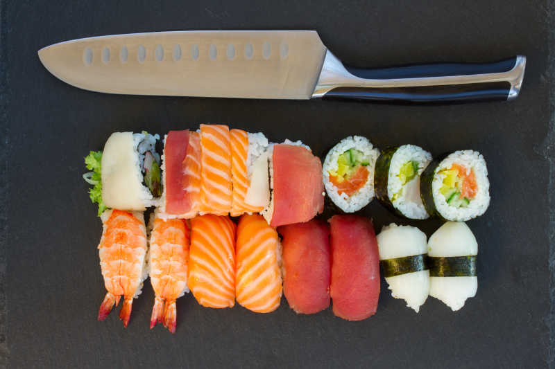 日本寿司和寿司刀