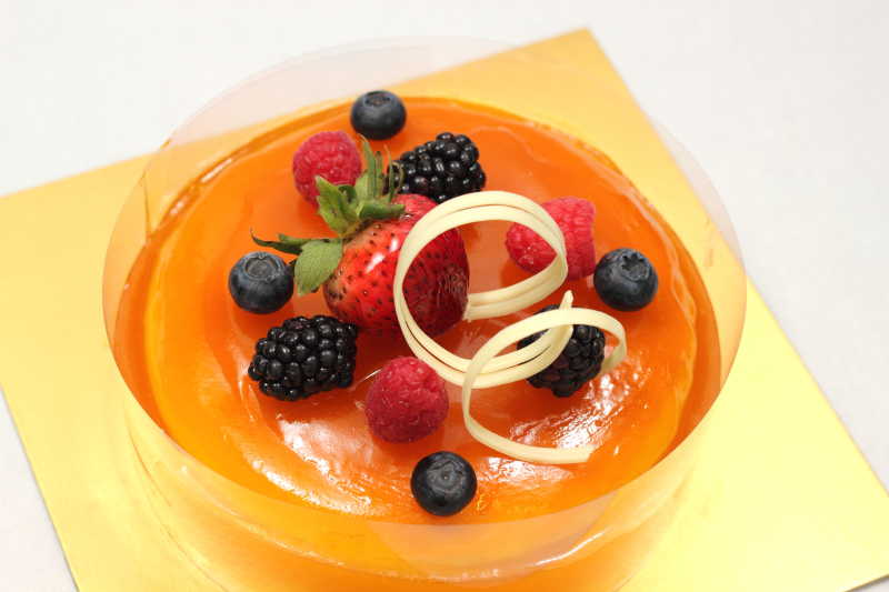香橙果冻蛋糕混合莓