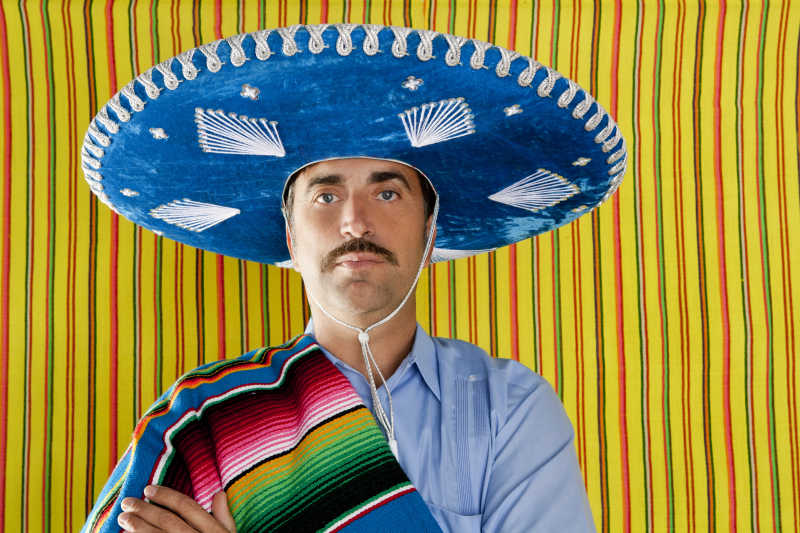 穿着民族服饰的墨西哥人