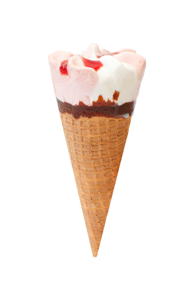 草莓味的蛋卷冰淇淋