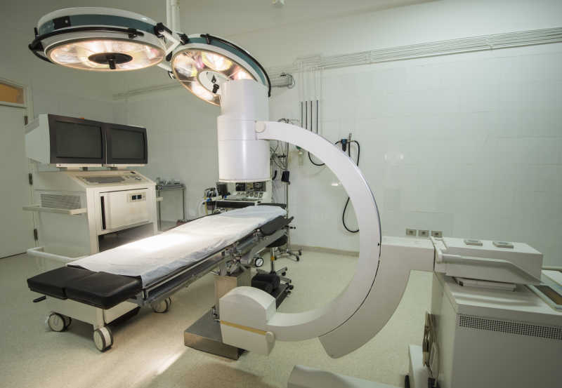 医院手术室的高科技扫描仪
