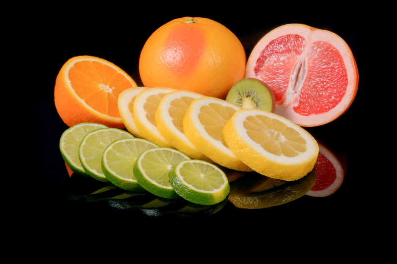 柚子橙子柠檬和猕猴桃