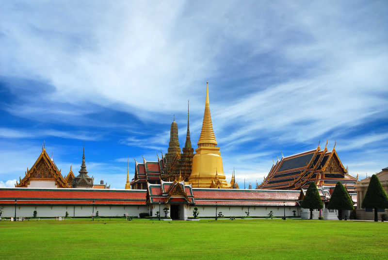 泰国典型的寺庙建筑