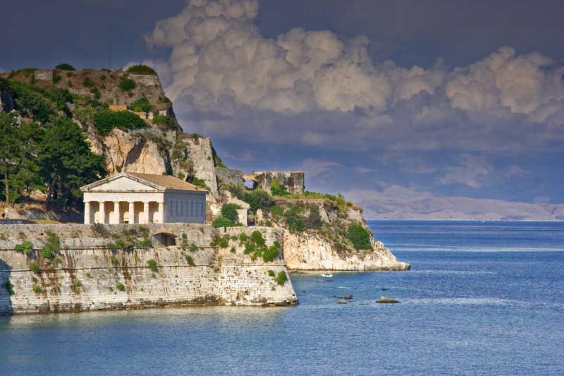 希腊的科孚岛神庙
