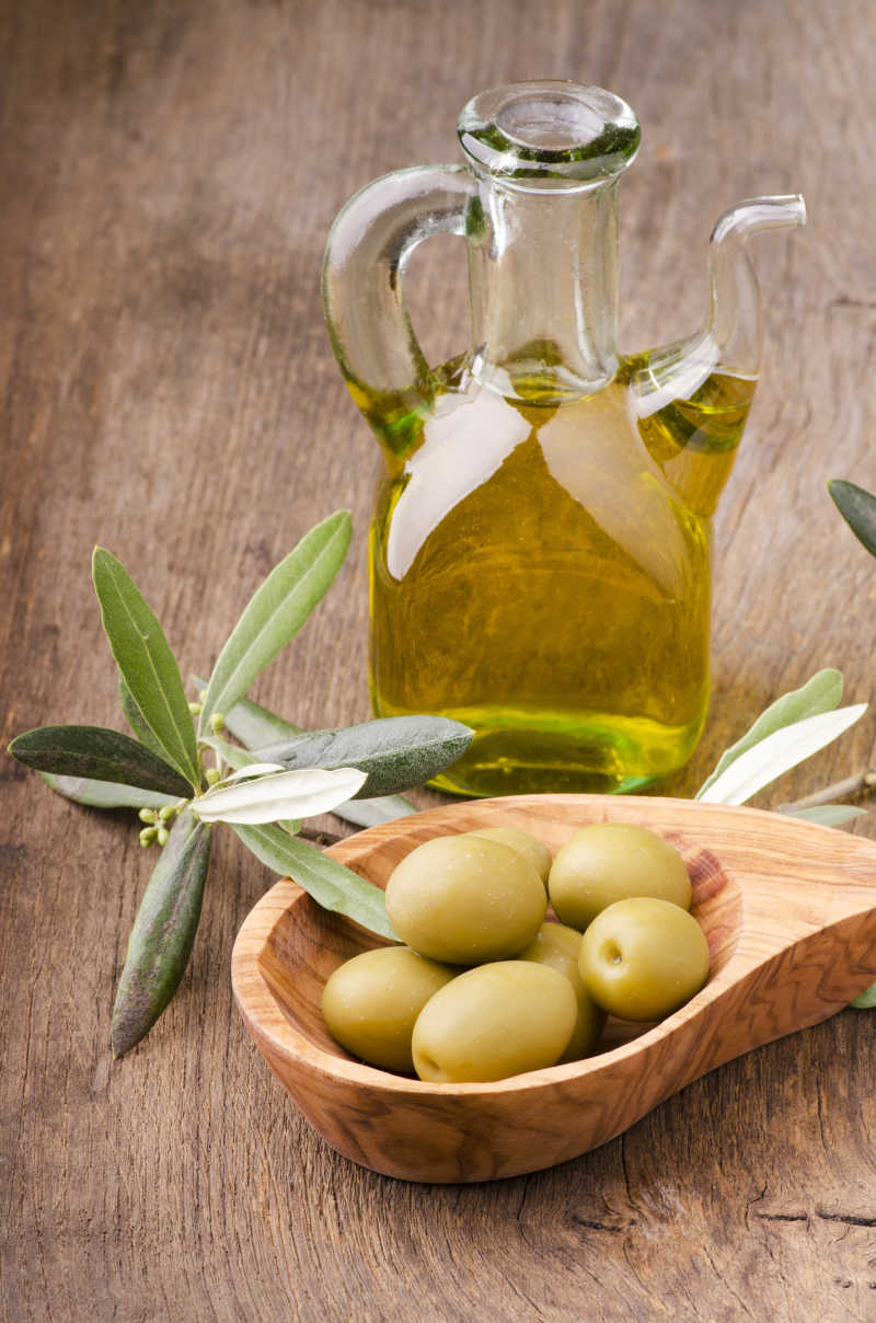 天然的橄榄油