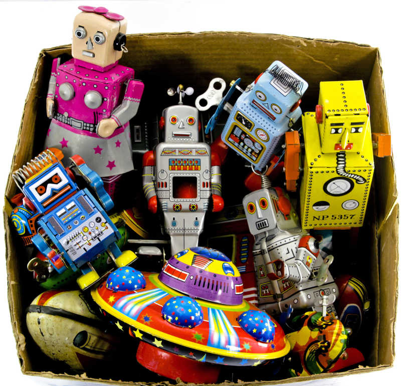 纸箱里的机器人玩具
