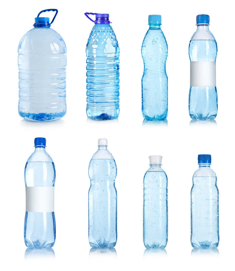 不同类型的塑料水瓶