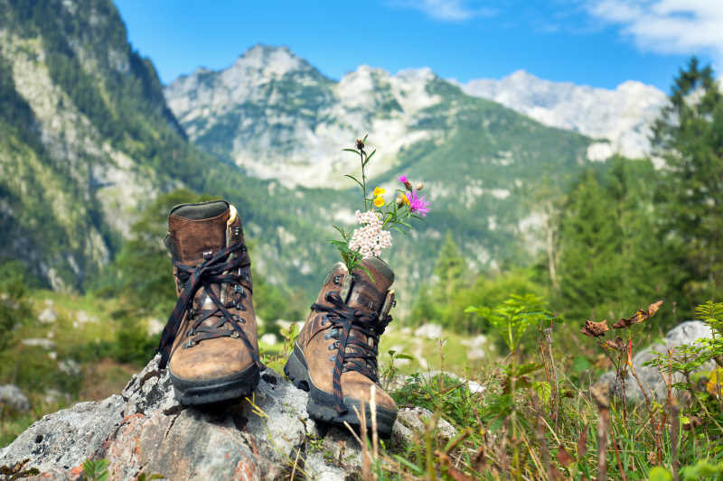 在山上的登山鞋