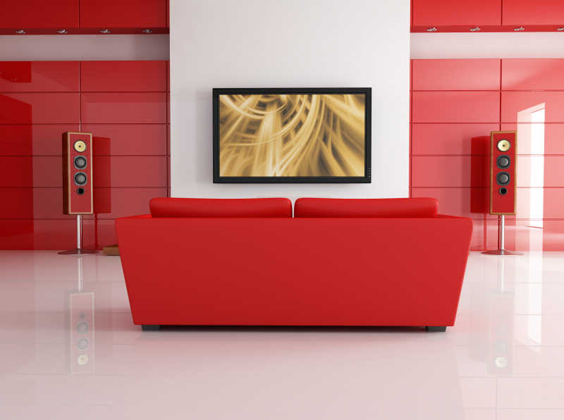 红色的沙发与墙壁
