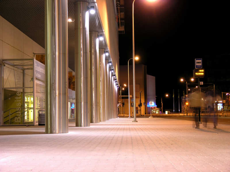 城市街道的夜景