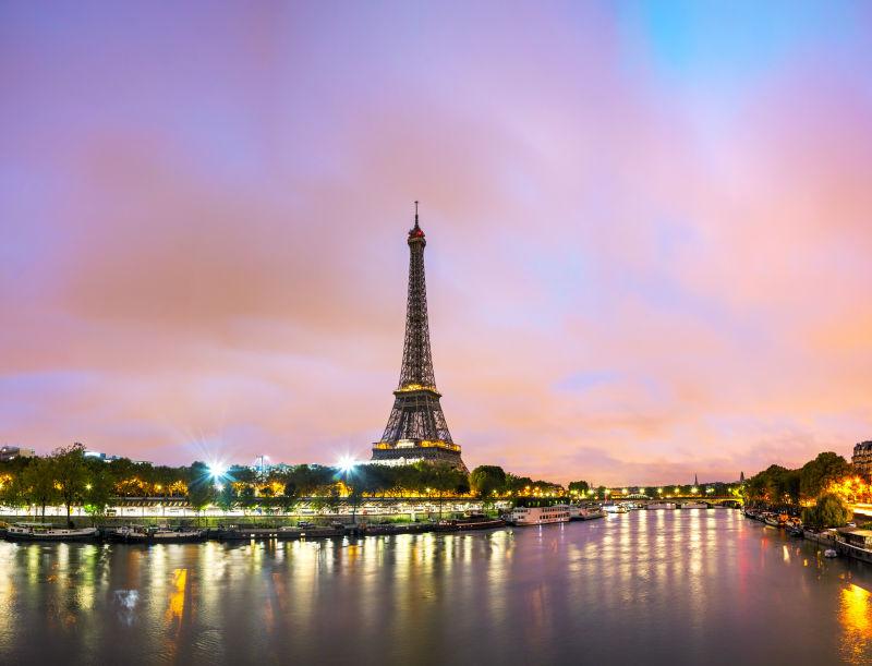 巴黎城市景观与埃菲尔铁塔