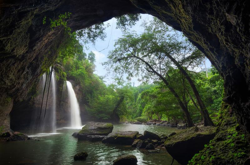 美丽的休苏瓦特瀑布