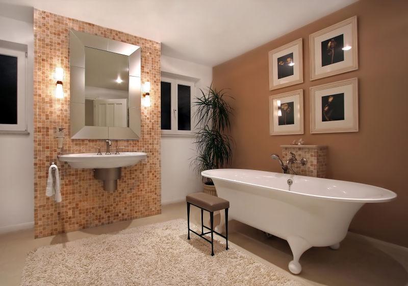 现代住宅中的豪华浴室设计