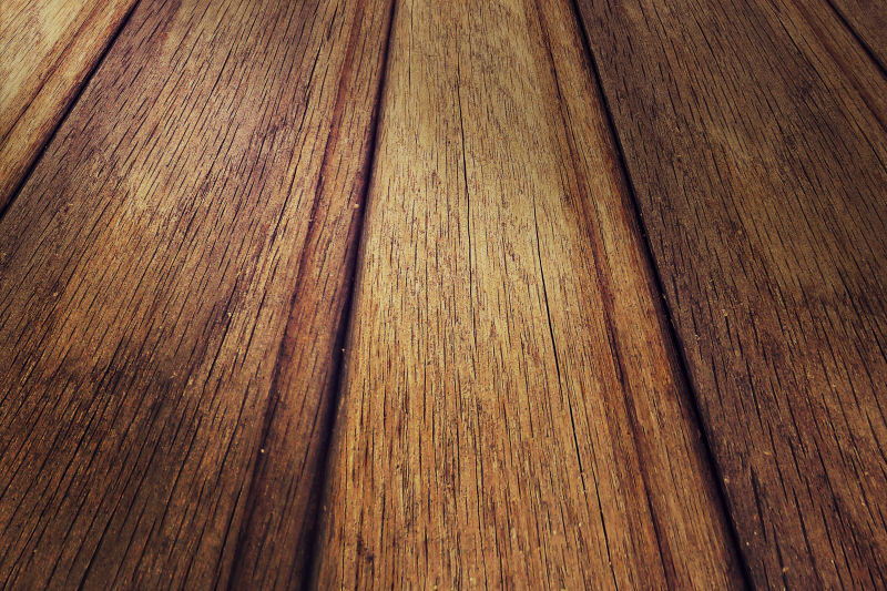 棕色的木制桌面
