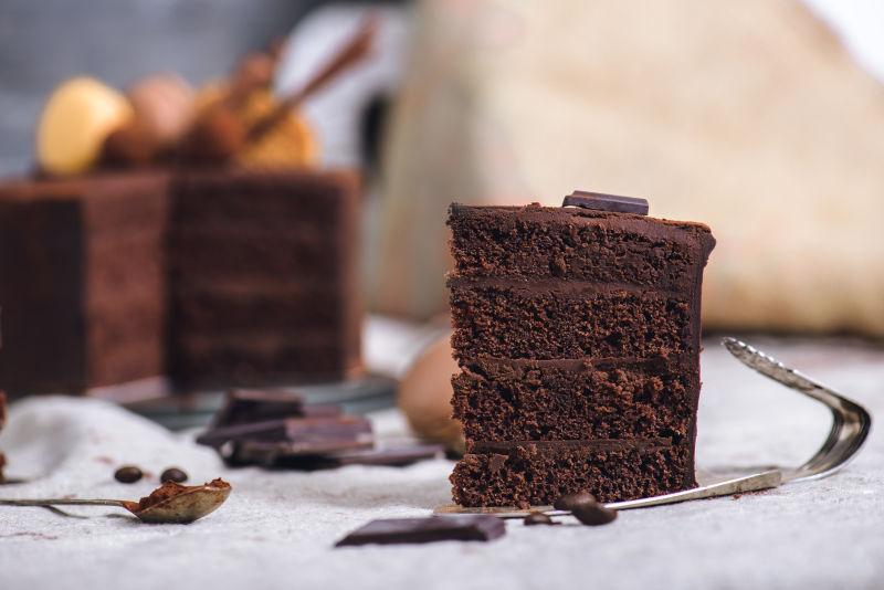 美味的黑巧克力蛋糕