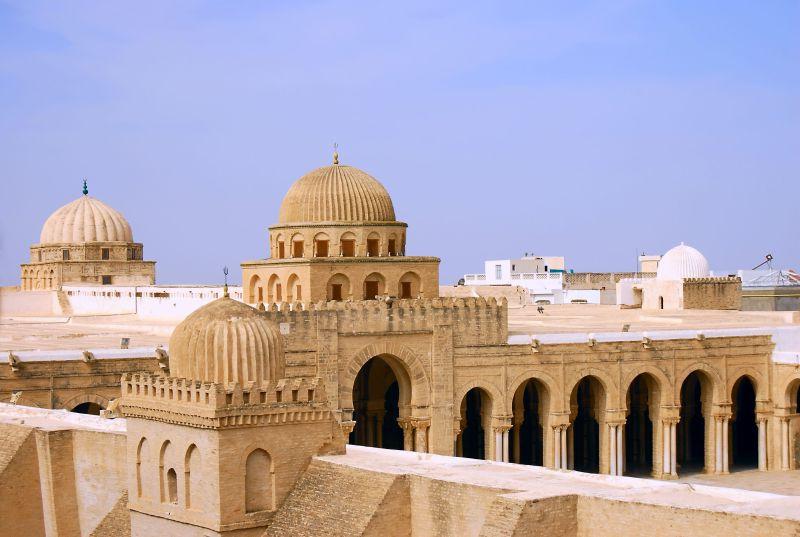 突尼斯凯鲁万的清真寺