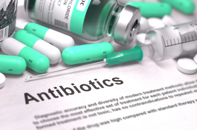 抗生素与医用药丸 