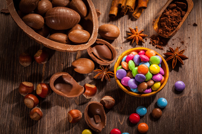 复活节巧克力与复活节彩蛋