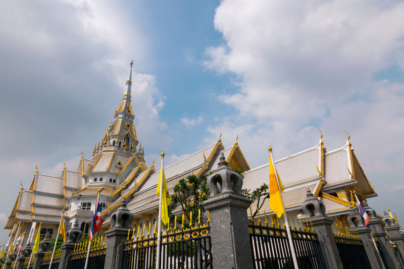 复古宫殿式的泰国建筑