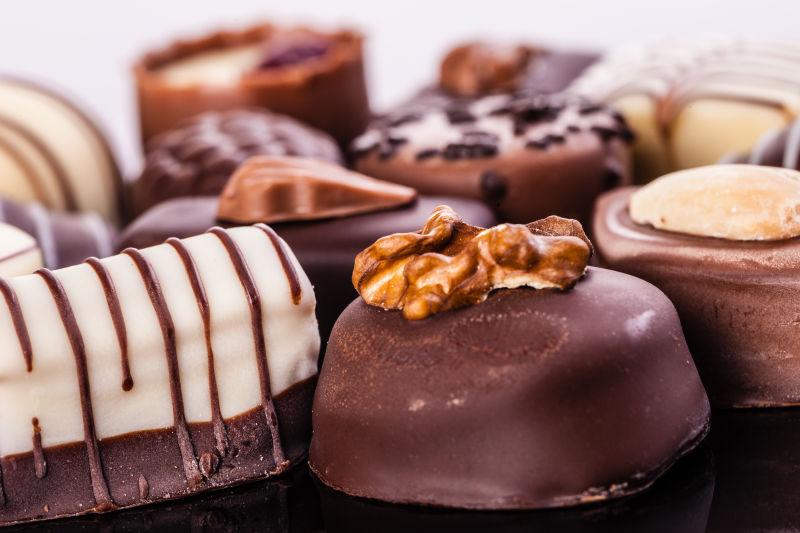 各种形状美味巧克力