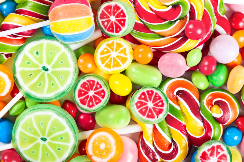 各种各样的水果形状的糖果