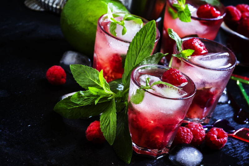 树莓冰镇饮料
