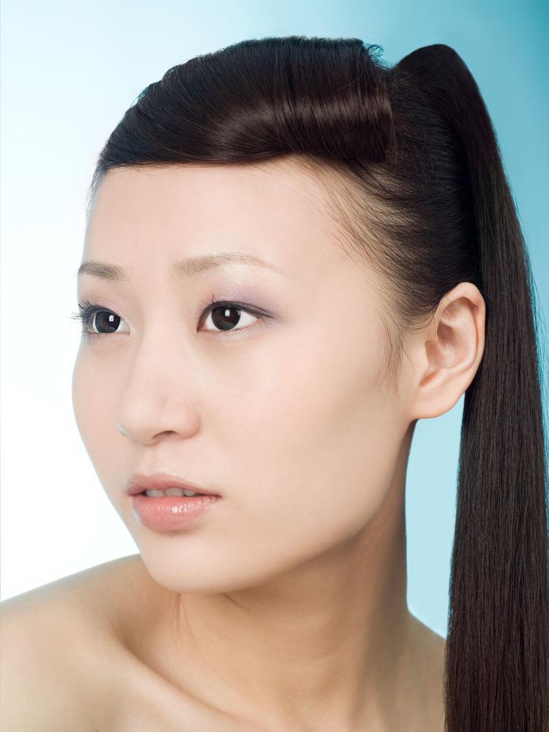 美丽的中国女人的肖像