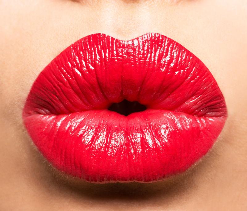 红唇吻的女人唇