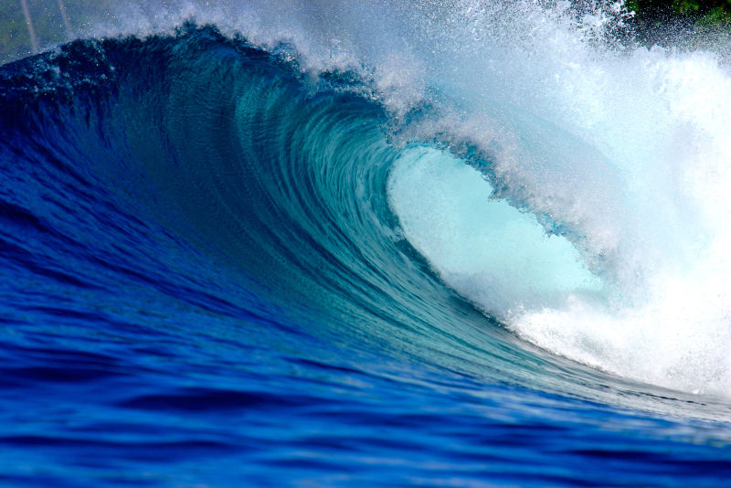 美丽的蓝色波浪